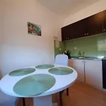 Apartament With Parking Space Sucuraj, Hvar - 24563 Sućuraj